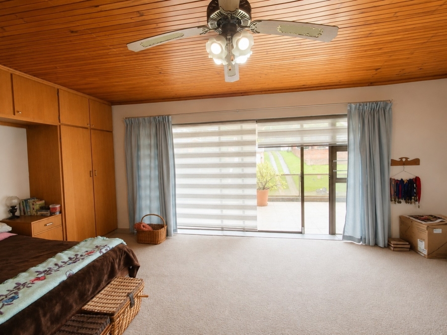 4 Bedroom Property for Sale in Nahoon Valley Park Eastern Cape